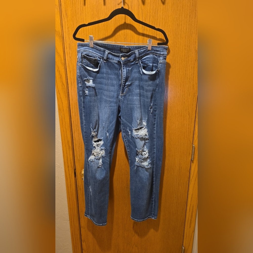 Judy Blue 16W Mid Rise Destroyed Boyfriend Fit Jeans Worn Once